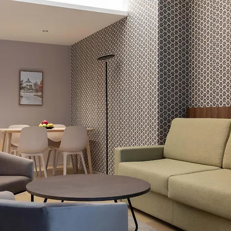 アパートホテル The Kirchberg - Smart 4*
