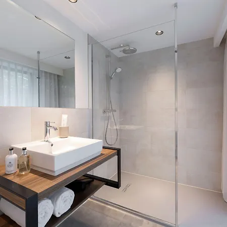 アパートホテル The Kirchberg - Smart 4*